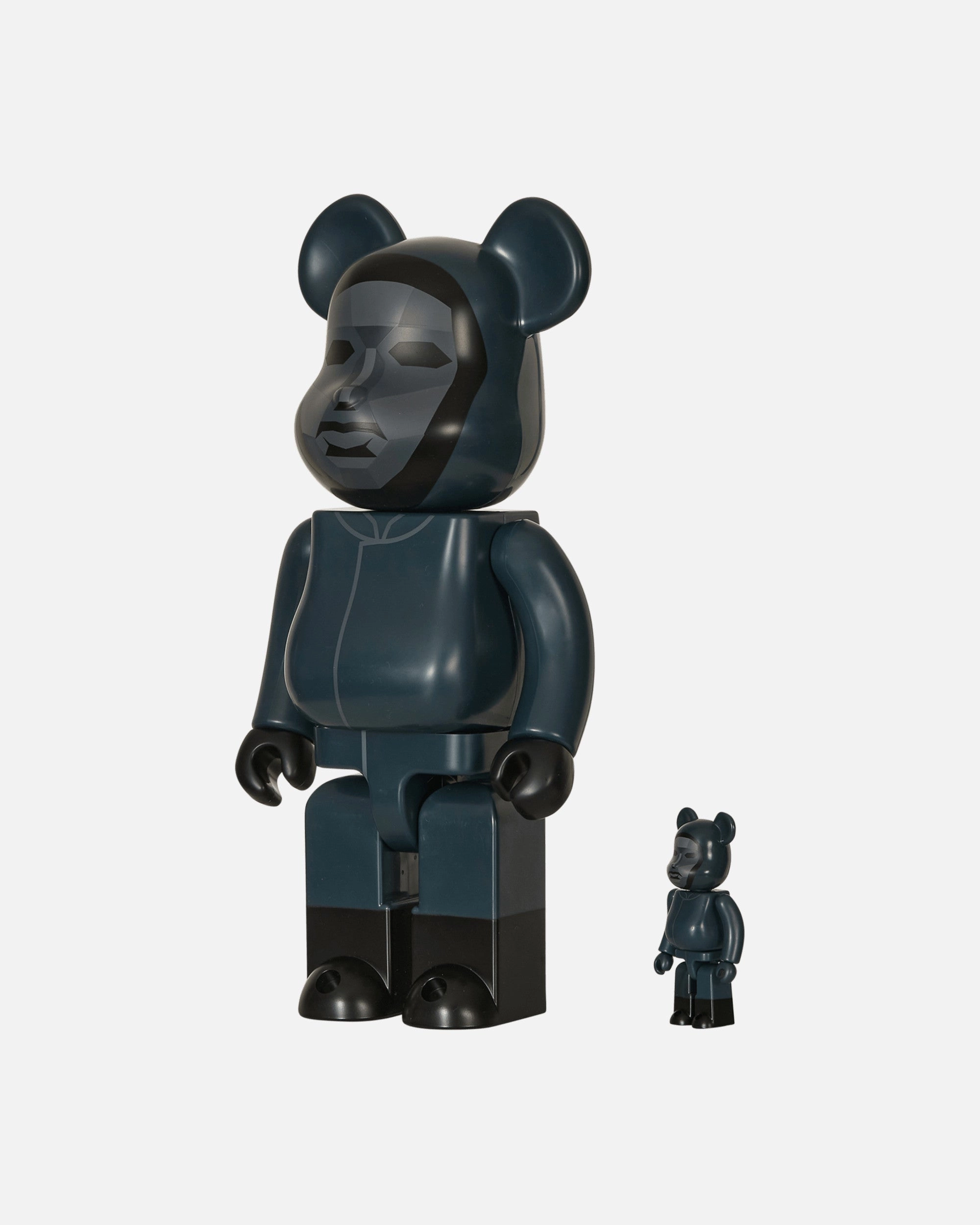 100% 400% Squid Game Frontman Be@rbrick Multicolor