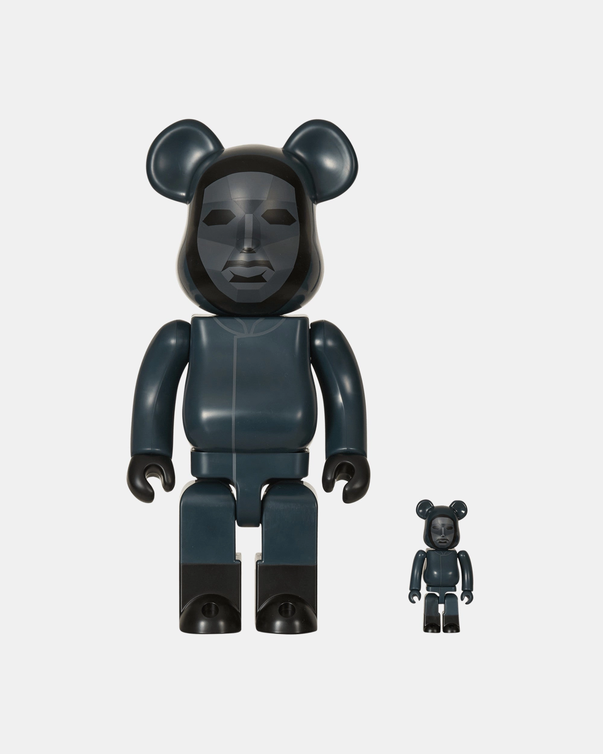 100% 400% Squid Game Frontman Be@rbrick Multicolor