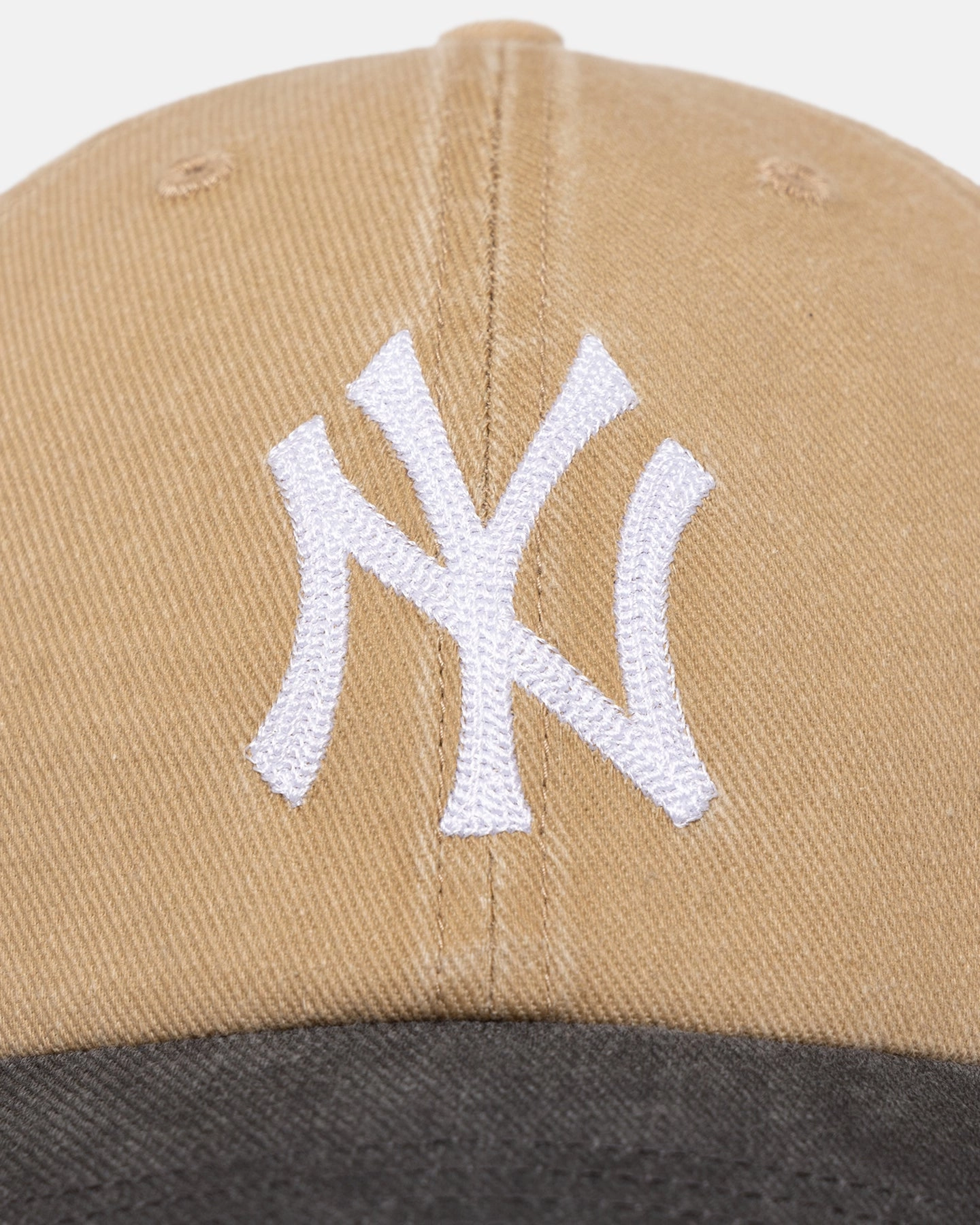 47 Brand New York Yankees 'Apollo Chain' 47 Clean Up Strapback Khaki