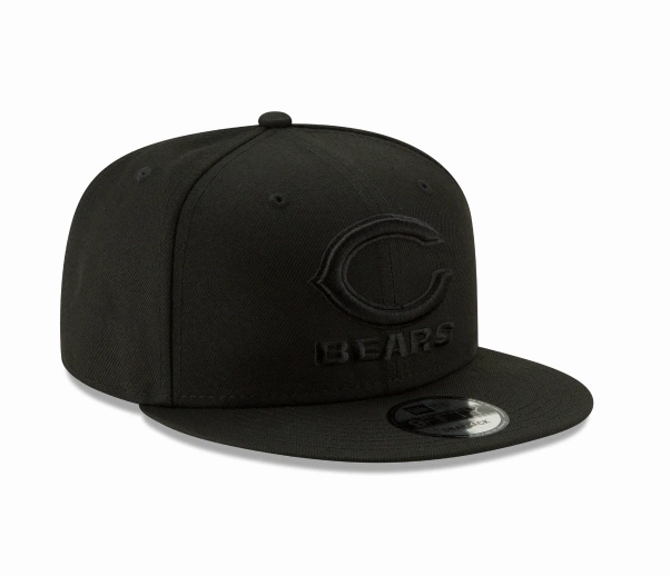 Chicago Bears New Era Black On Black Primary Logo Basic 9FIFTY Adjustable Hat - Black
