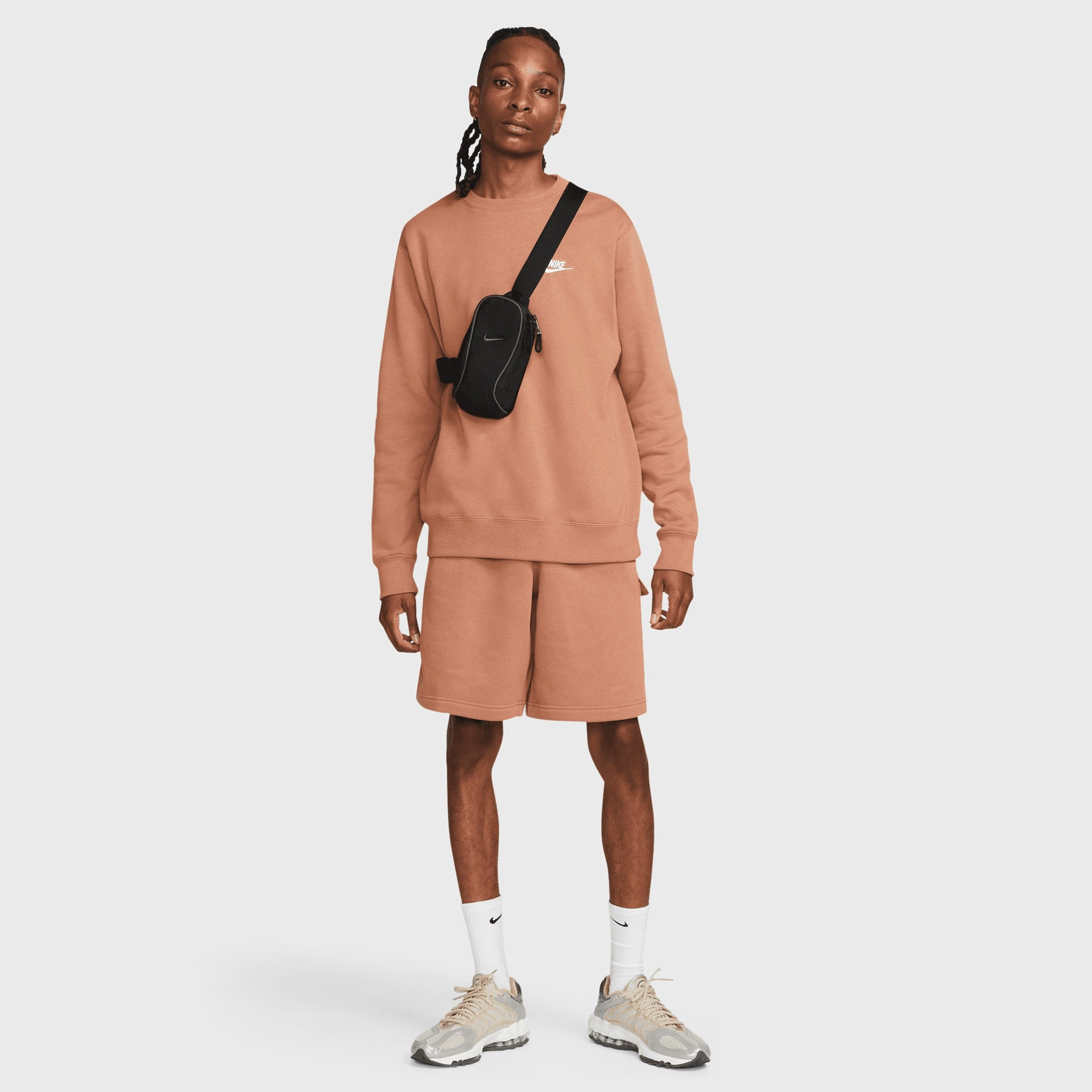Nike Sportswear Essentials Crossbody Bag Black / Black - Ironstone