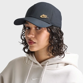 Nike Structured Metal Logo Cap Black / Metallic Gold