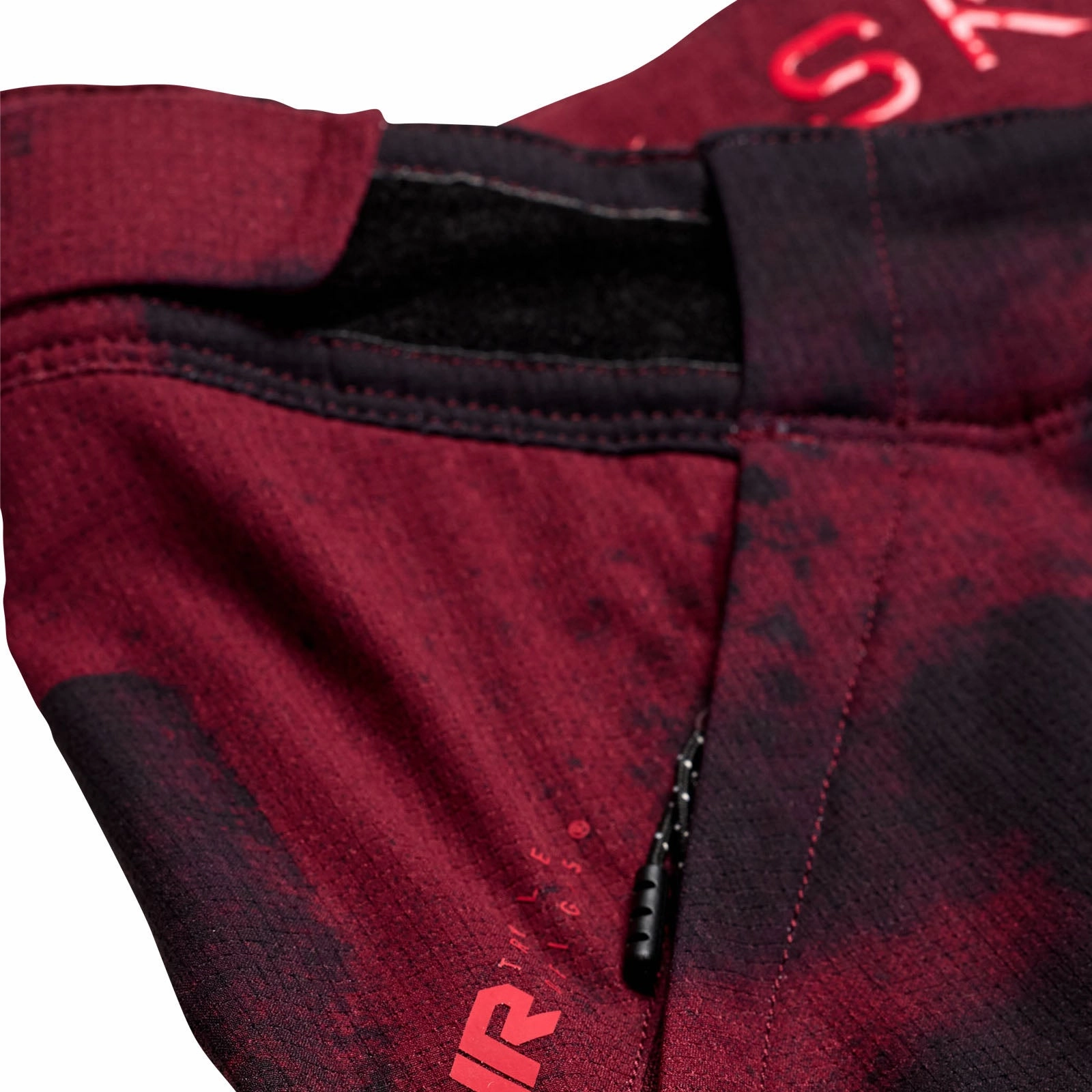 Skyline Air Short Shell Flared Oxblood