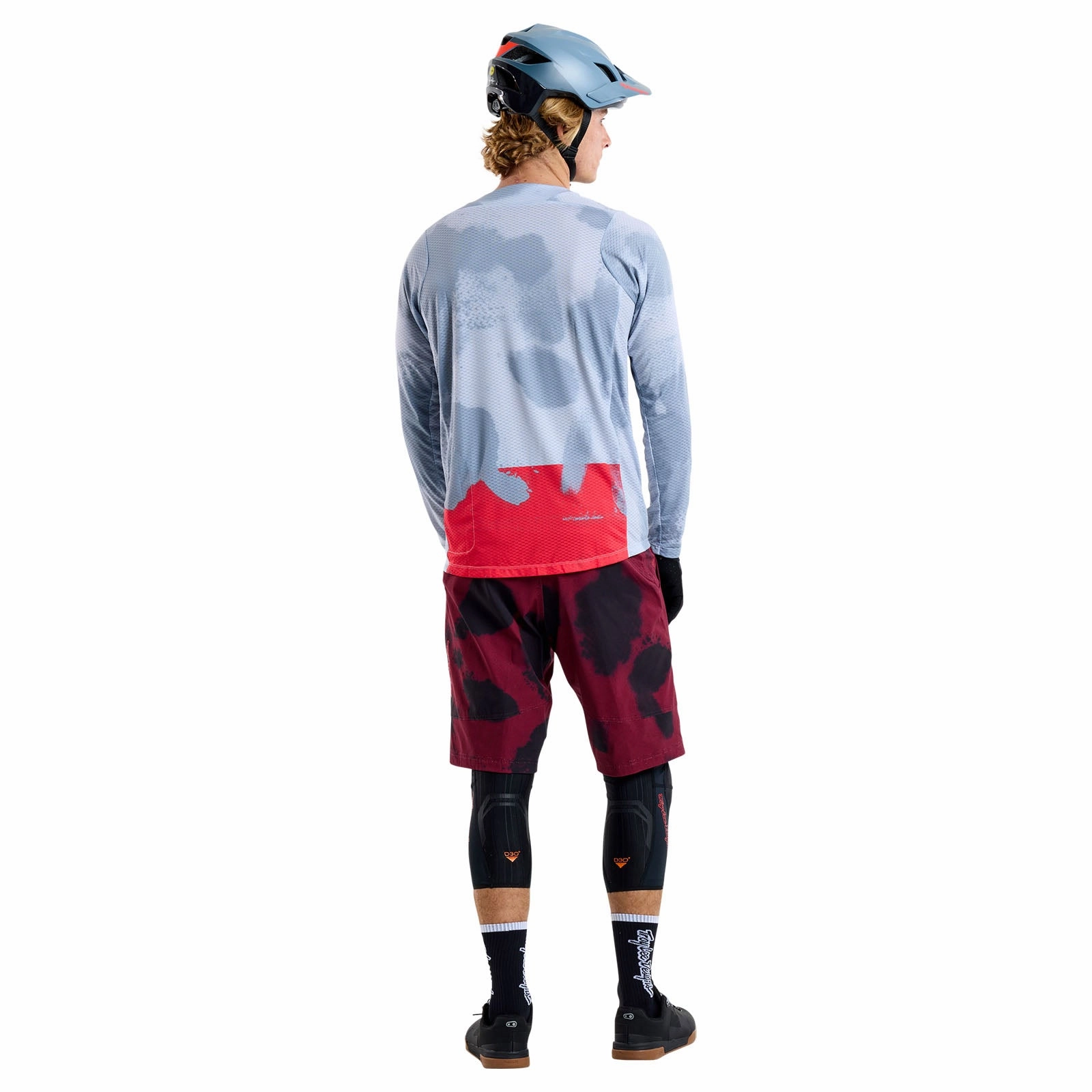 Skyline Air Short Shell Flared Oxblood