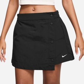 womens nike sportswear essential woven skirt (black)